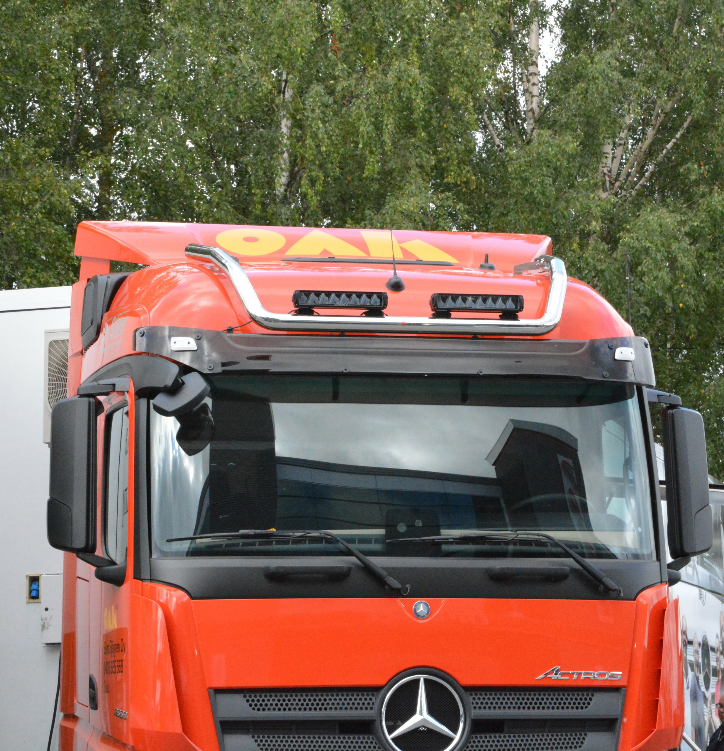 Roof Bar Mercedes-Benz Actros 2,5m (StreamSpace)