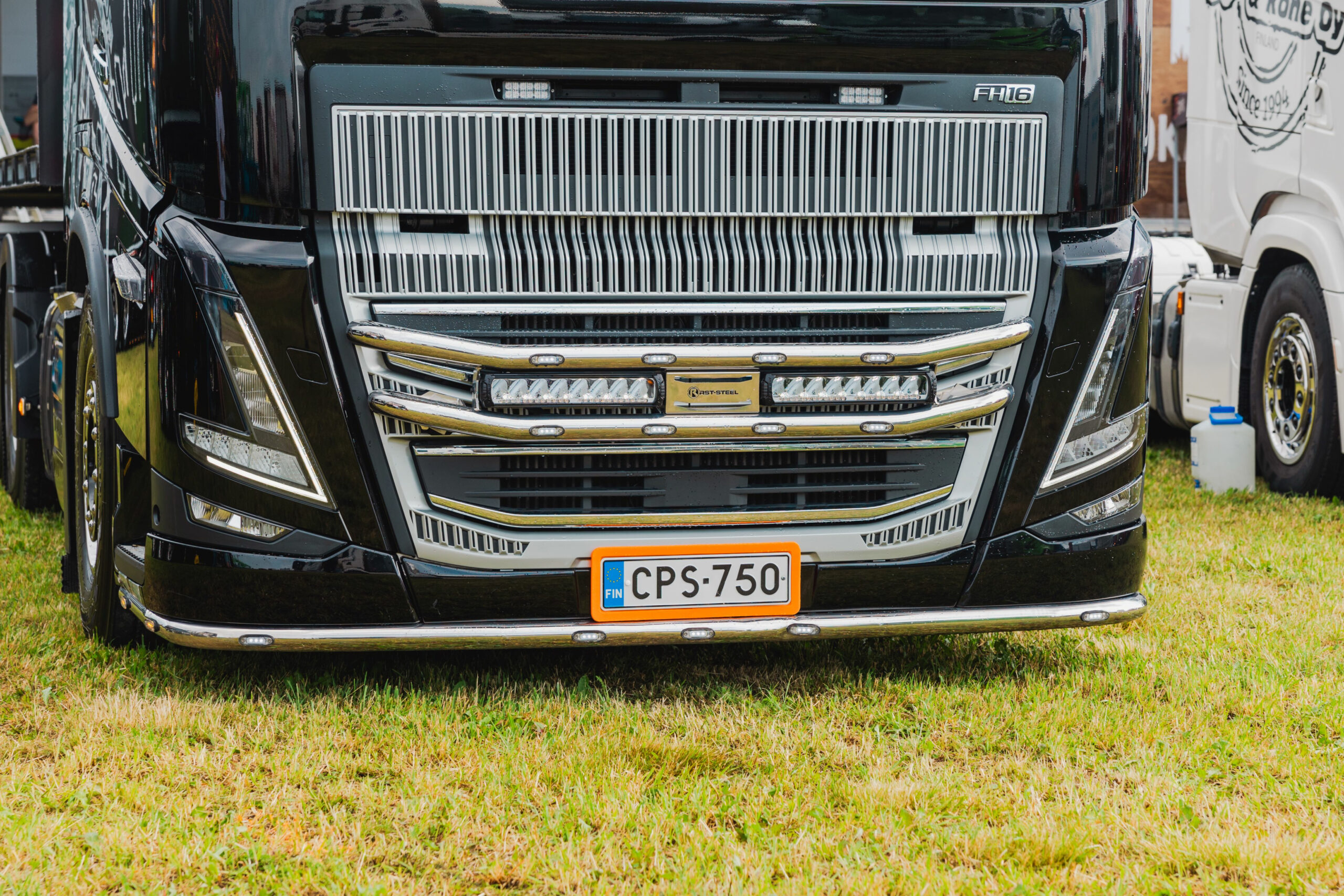 Front Bar Volvo FH/FM4