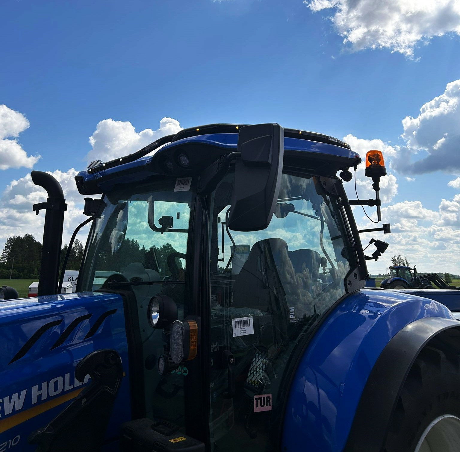 Roof bar for New Holland T6/T7