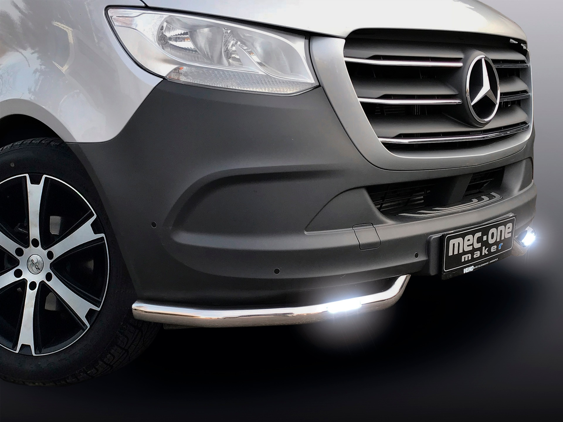 Front Corner Bars MB Sprinter 2018- W907 and W910