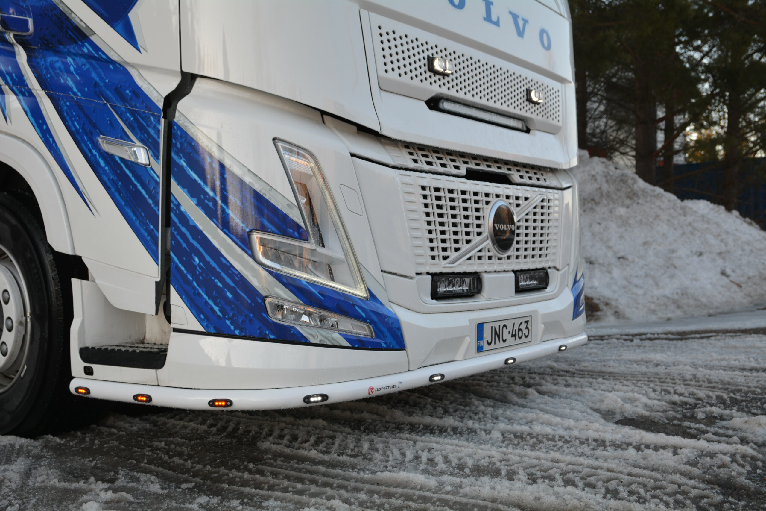 Front Spoiler Bar Volvo FH AERO