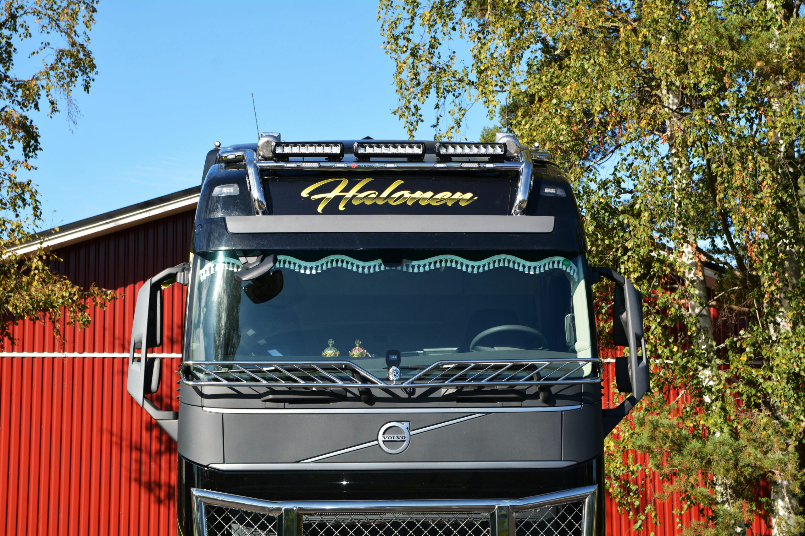 Roof Bar Pro Medium V02 Volvo FH4- Globe