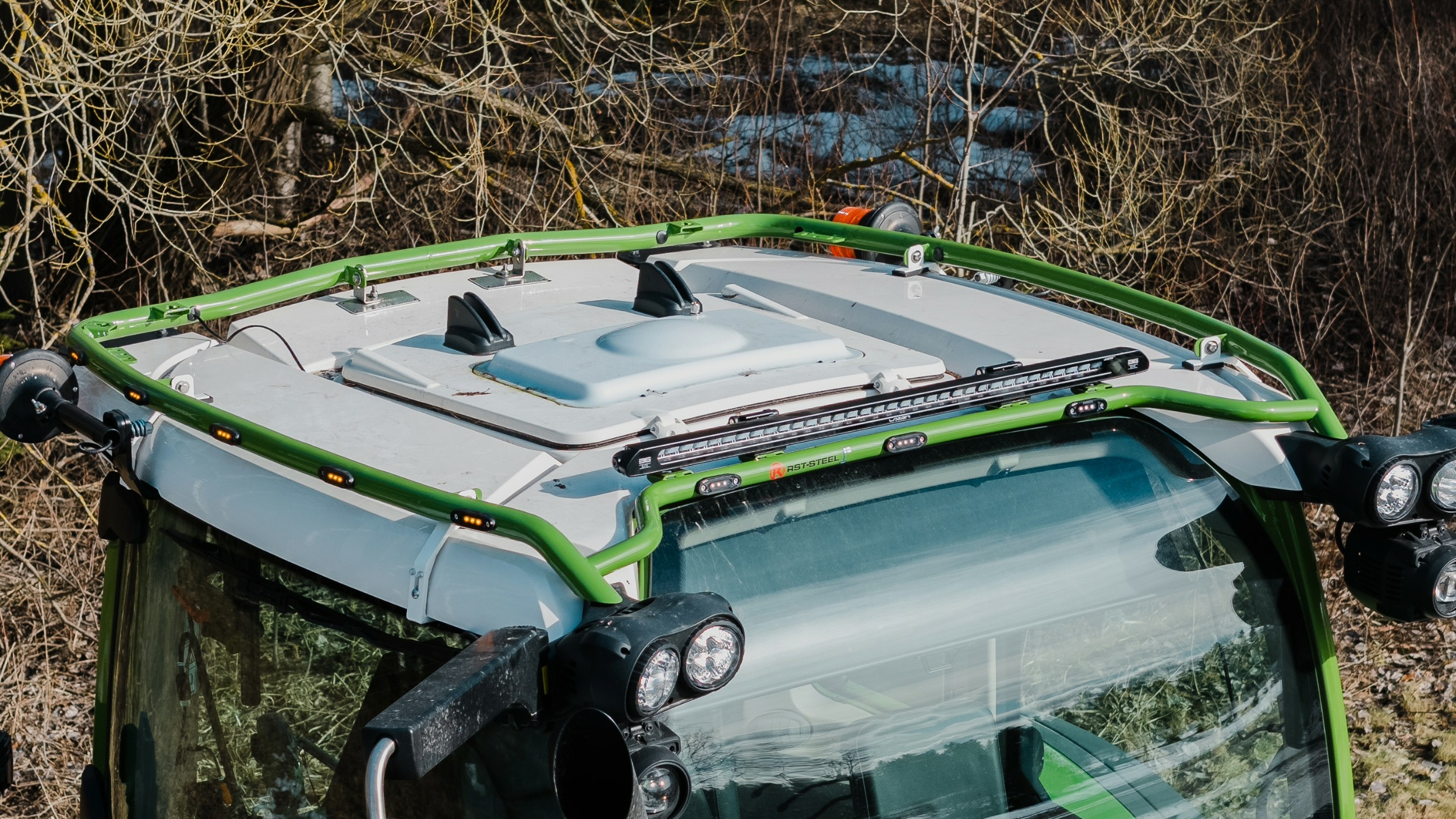 Roof Bar Fendt 300-700 vario (with front loader)